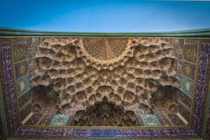 The Jame-e Abbasi mosque in Naqsh-e Jahan square, Esfahan.