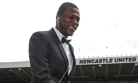 newcastle club dress code Newcastle Racecourse Dress Code: What to Wear Guide