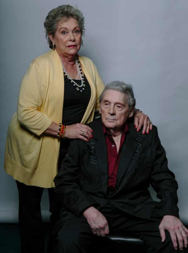 Jerry Lee Lewis con su esposa Judith