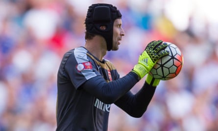 Petr Cech's presence in the Arsenal team could make a significant difference to the club's form.