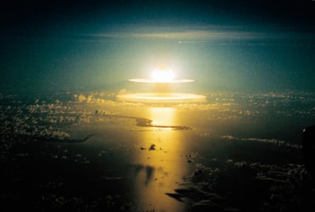 A nuclear bomb is detonated in the Pacific ocean on 10 June 1962