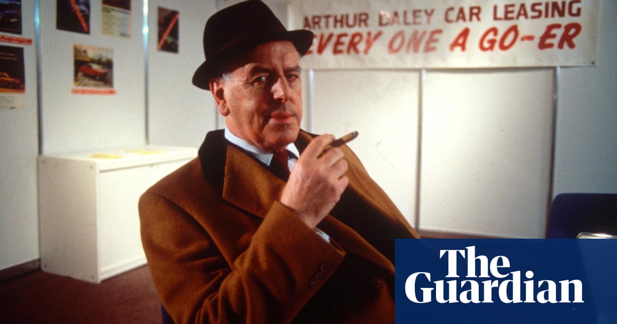 george cole s arthur daley a wideboy loved by liberals and thatcherites alike tv crime drama the guardian george cole s arthur daley a wideboy loved by liberals and thatcherites alike tv crime drama the guardian