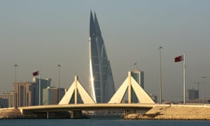 Bahrain World Trade Center. The probability of cyclones in the Persian gulf because of climate change is very low, says a new study, but a risk that should be considered.
