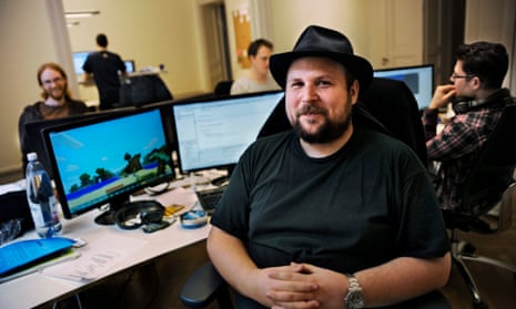 markus persson playing minecraft