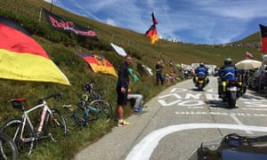 road up the col du glandon