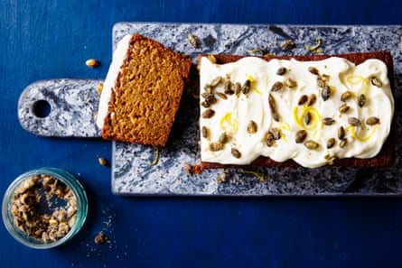 Squash, apple and ginger cake