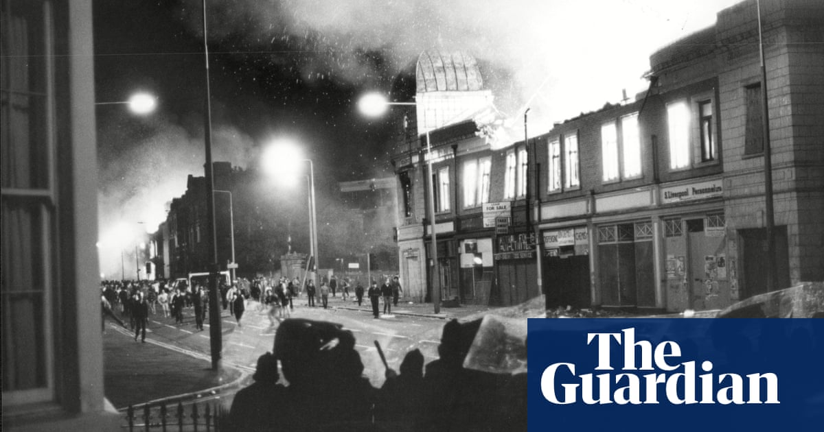 Toxteth 1981 The Summer Liverpool Burned By The Rioter And Economist On Opposite Sides Cities The Guardian