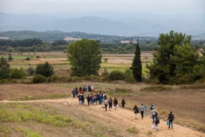 Refugees making their way to Macedonia/Greece border crossing from Eidomeni, Greece.