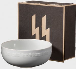A large bivouac bowl and its original box