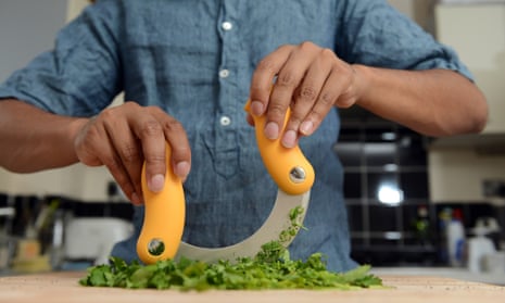 Kitchen gadgets review: Shy Herb Chopper – the Rafa Nadal of the