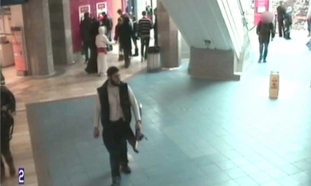 CCTV footage of Isa Ibrahim, who was found guilty of planning to blow up a shopping centre