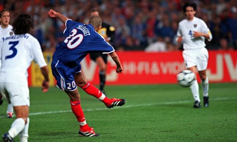 France's David Trezeguet scores the wining goal in the final of Euro 2000.
