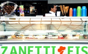 Zanetti Eis ice-cream kiosk and vendor in Berlin Central Railway Station