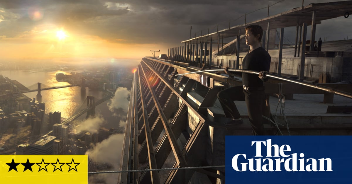 The Walk review: twin towers tight-rope drama topples when subtlety in ...