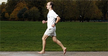 Barefoot Running: Does it Prevent Injuries?