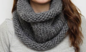 How To Make A Chunky Snood Life And Style The Guardian How To Make A Chunky Snood Life And Style The Guardian