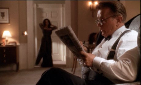 Jed Bartlet solves the crossword in The West Wing