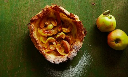 10 best apples: main pic; Dutch apple pancakes