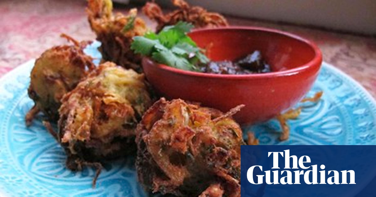 How To Make The Perfect Onion Bhajis | Indian Food And Drink | The Guardian