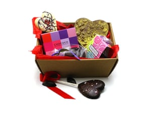 Valentine's day gifts: Chococo hamper