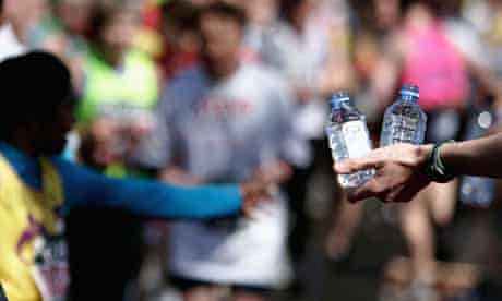 Running race: water station