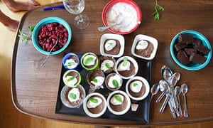 Veggie runners chilli chocolate pots