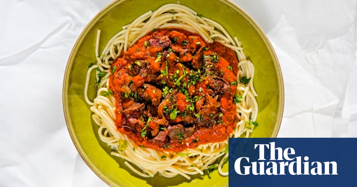 Jack Monroe S Chicken Liver Spaghetti Bolognese Recipe Chicken The Guardian