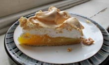 Dan Lepard's lemon meringue pie