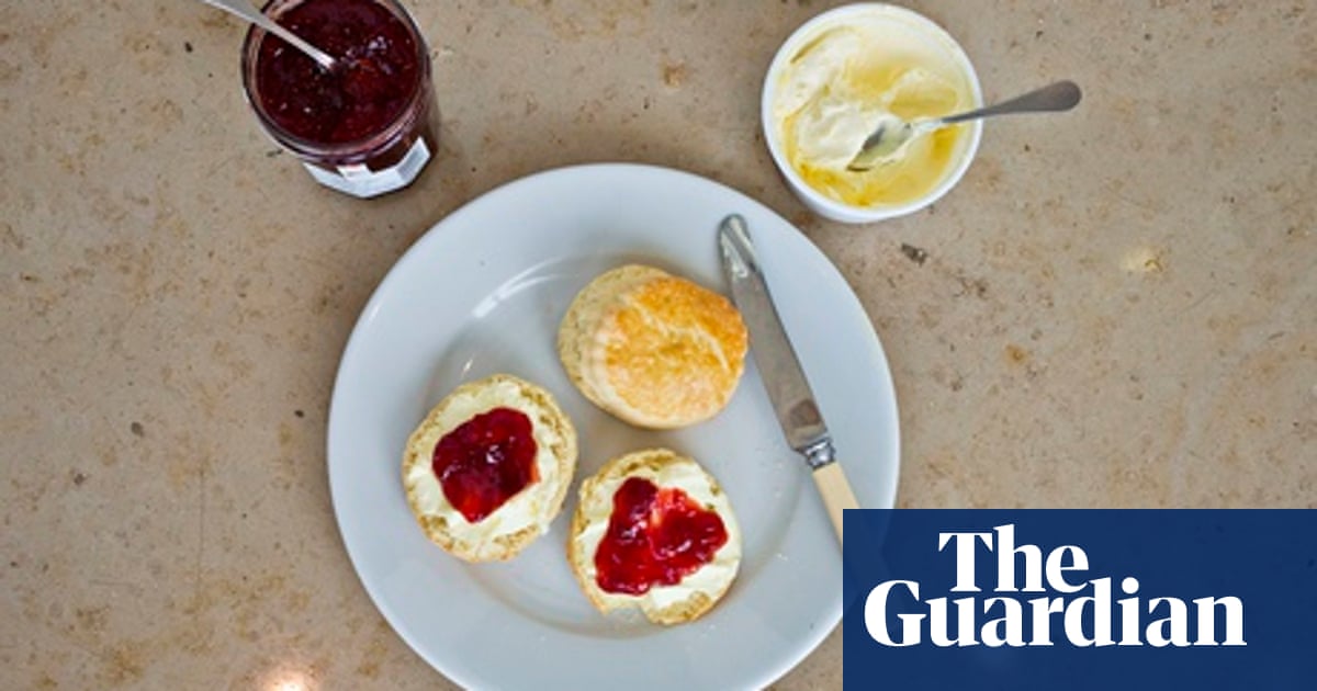 How to eat: a cream tea | British food and drink | The Guardian