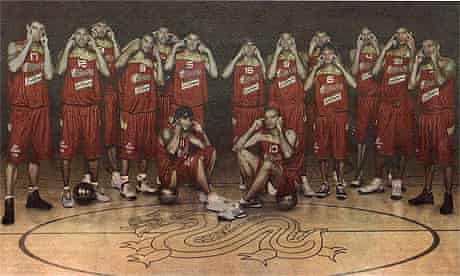Spanish basketball team pose for an advertisement
