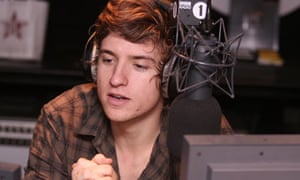 radio 1 to air midweek chart update media the guardian bbc radio 1 midweek chart