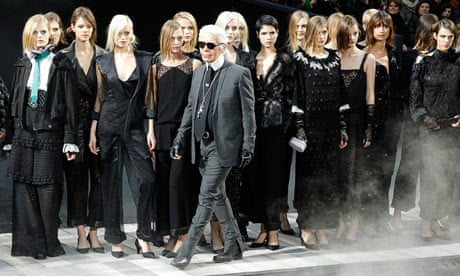 Lagerfeld's Chanel show captures subdued tone of Paris fashion week ...