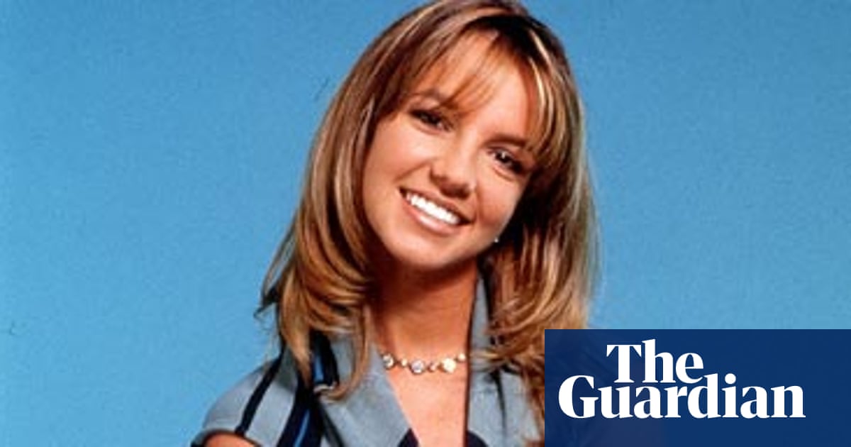 Lisa Appignanesi On Britney Spears S Descent From Pop Queen To Psychiatric Patient Music The Guardian