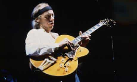 Mark Knopfler of the rock band Dire Straits