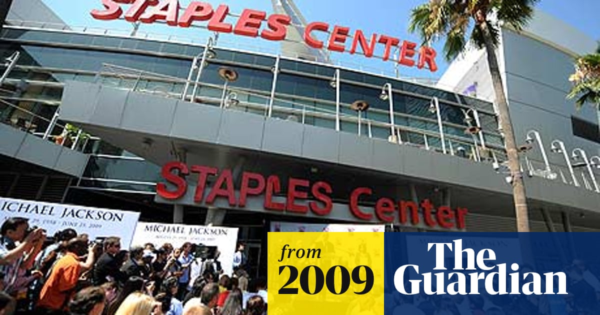 Michael Jackson Memorial Tickets Offered Online Music The Guardian