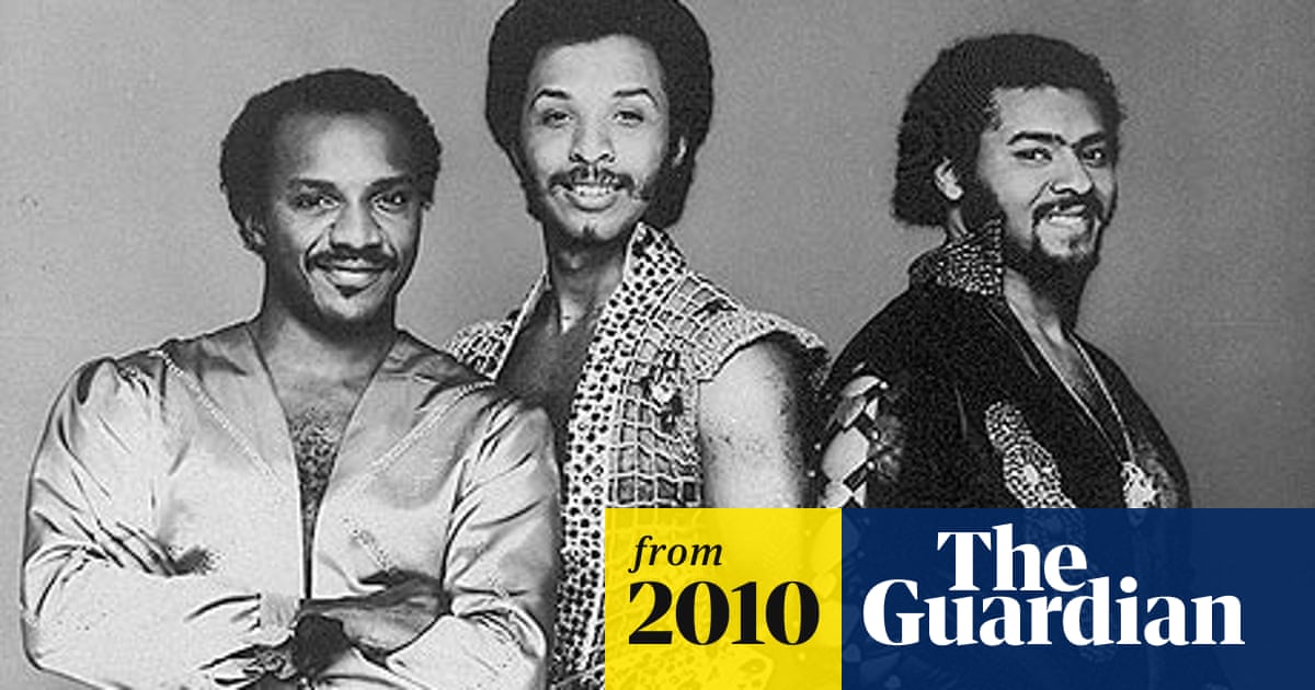 Isley Brothers Star Dies Aged 56 Music The Guardian