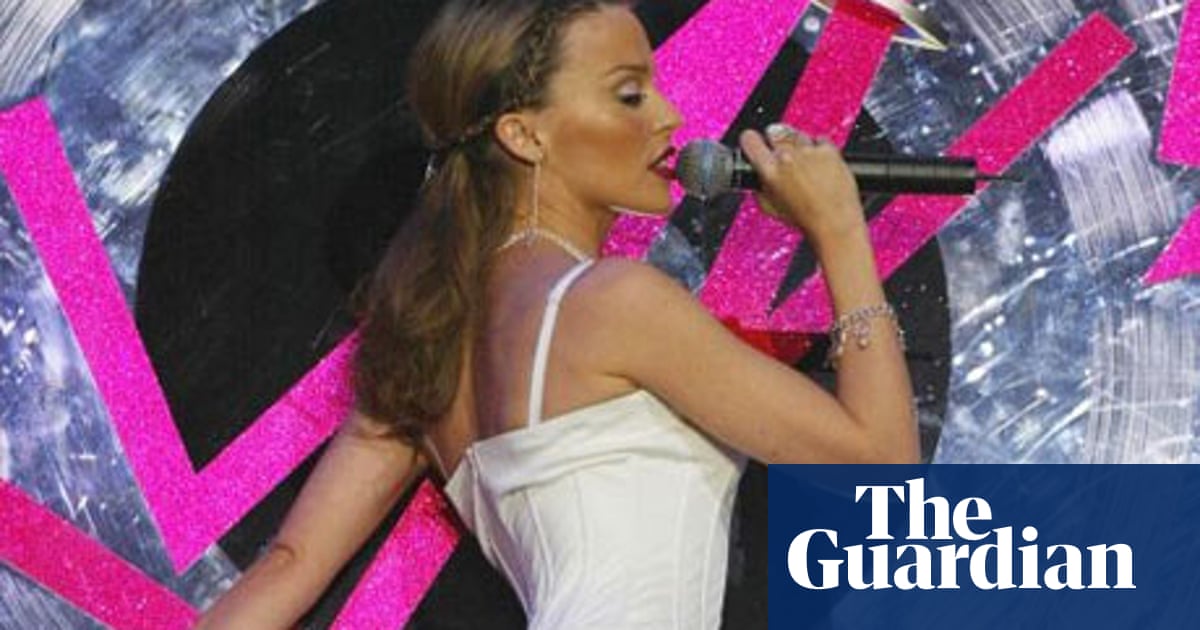 Kylie Mashes Up Can T Get You Out Of My Head With Blue Monday At The Brits Dance Music The Guardian