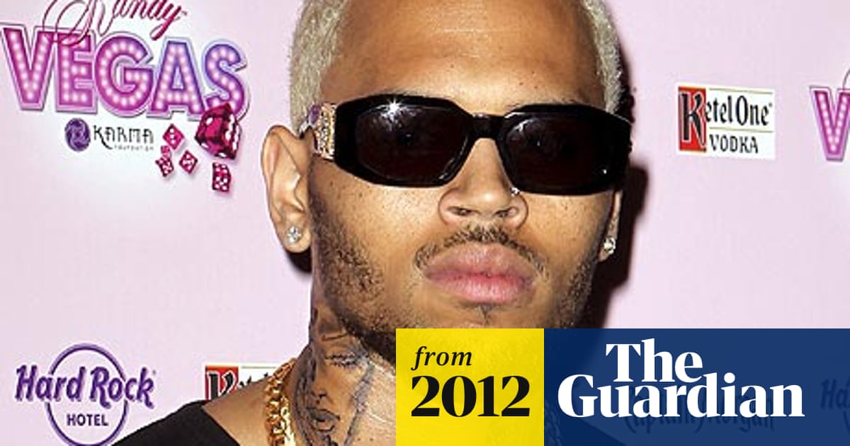 Chris Brown Denies His New Tattoo Depicts A Beaten Rihanna Chris Brown The Guardian