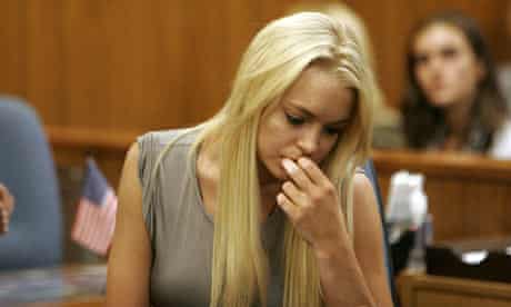 Lindsay Lohan surrenders at courthouse