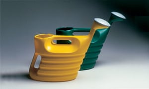 Kenneth Grange: Geeco watering cans