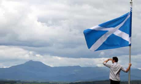 'Independence poll offer' to Scots