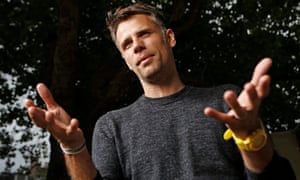 Richard Bacon For A Safe Pair Of Hands He S A Little Bit
