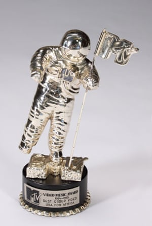 Michael Jackson's auction: Michael Jackson's MTV award
