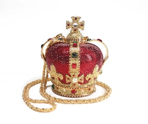 Michael Jackson's auction: Michael Jackson's crown form minaudiere