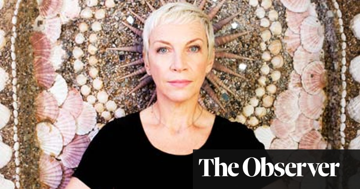 Annie Lennox I Would Have Been Perfect As A Man Annie Lennox The Guardian