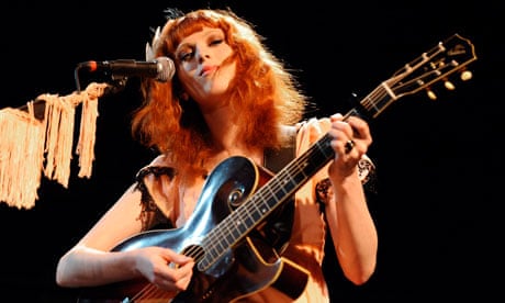 karen-elson-guitar-006.jpg karen-elson-guitar-006.jpg