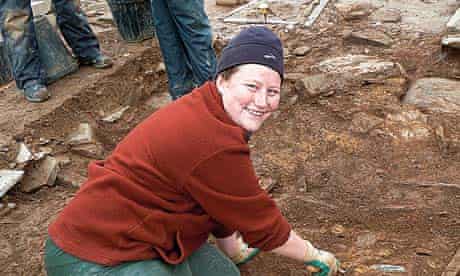 Orkney volunteer discovers a mace head