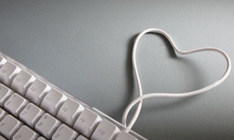 Should I tell my girlfriend that I’m addicted to flirting online? Should I tell my girlfriend that I’m addicted to flirting online?