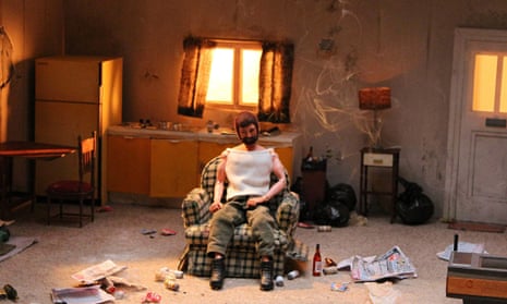 War veterans call for rethink on recruitment of 16-year-olds