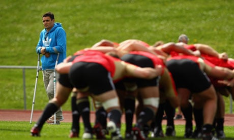 New Zealand: Dan Carter may struggle to make World Cup, Carlos